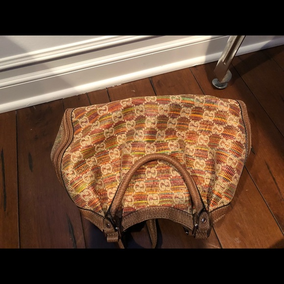 Gucci purse - Picture 2 of 5